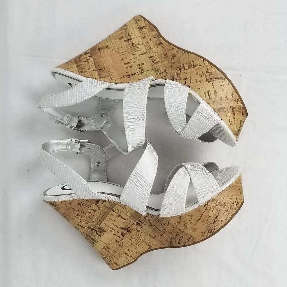Guess White Strappy Sandals Wedge size 11